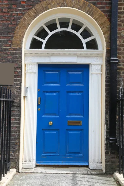 Londyn drzwi - architektura miasta — Zdjęcie stockowe