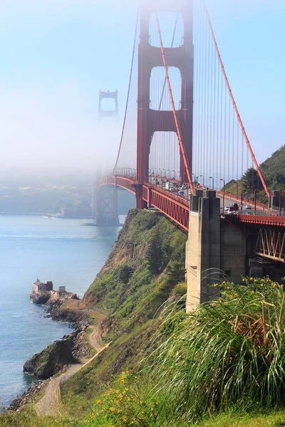 Ponte cancello dorato — Foto Stock