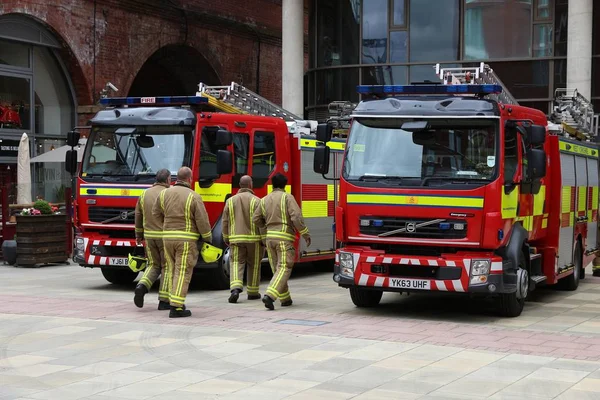 Firefighters in the UK — Stock Photo, Image