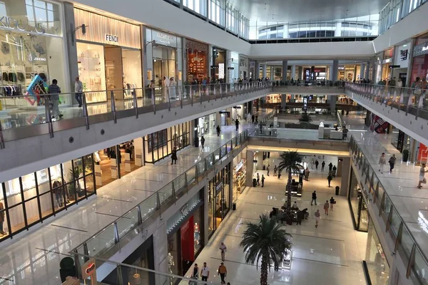 Dubai Mall winkelen — Stockfoto