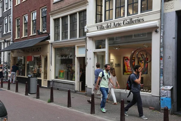 Amsterdam antikviteter shopping — Stockfoto