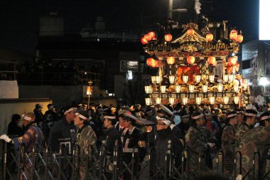 Chichibu gece geçit töreni