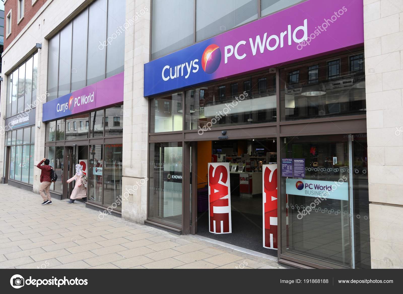 Currys swansea opening times