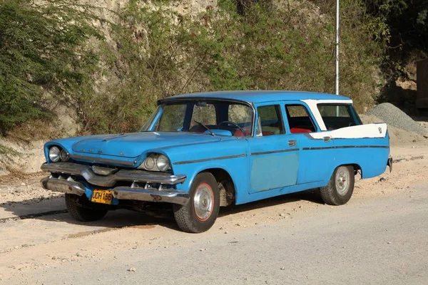 Dodge niestandardowe Sierra — Zdjęcie stockowe