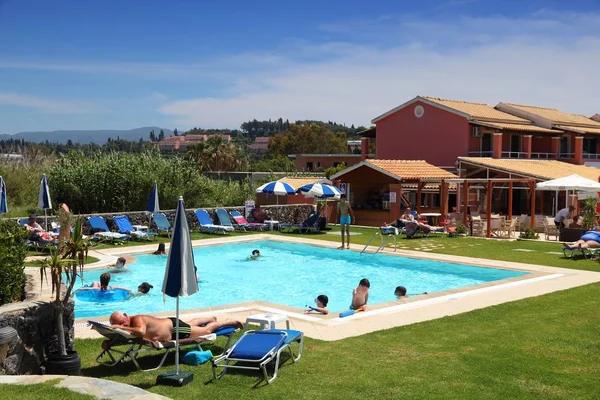 Corfu Greece May 2016 People Visit Generic Vacation Resort Swimming — Stock Photo, Image