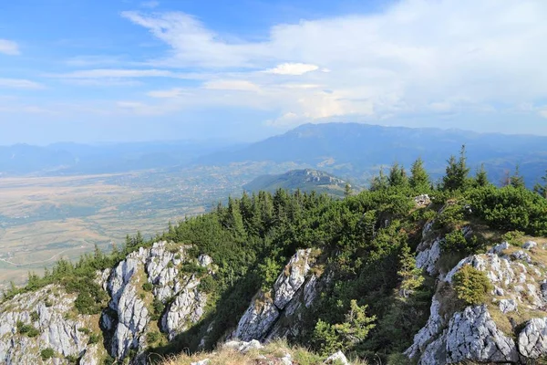 Rumanía paisaje de montaña — Foto de Stock