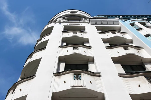 Mehrfamilienhaus in Sofia — Stockfoto