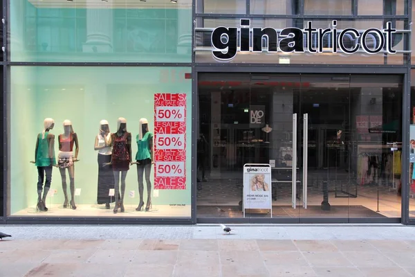 Dortmund Germany July 2012 Gina Tricot Swedish Fashion Store Dortmund — Stock Photo, Image