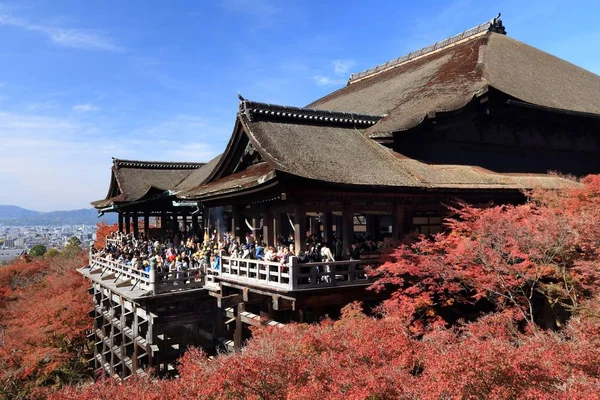 Kyoto Japan November 2016 Menschen Besuchen Den Kiyomizu Dera Tempel — Stockfoto