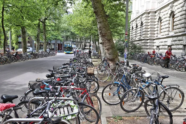 Estacionamento de bicicleta de Leipzig — Fotografia de Stock