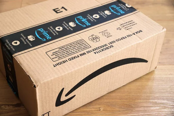 Κουτί καταστημάτων Amazon — Φωτογραφία Αρχείου