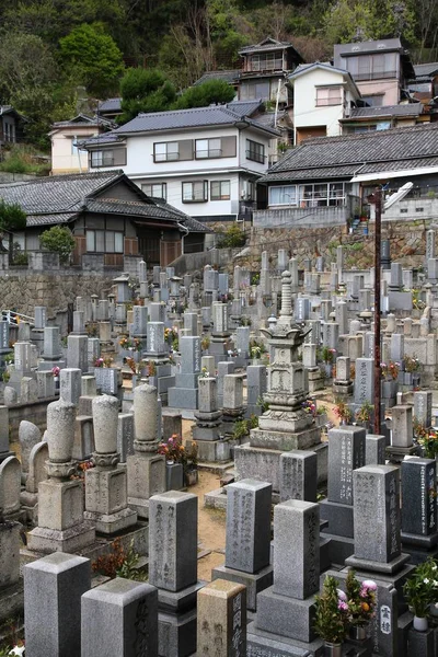 Japanese graveyard — Stock Photo, Image