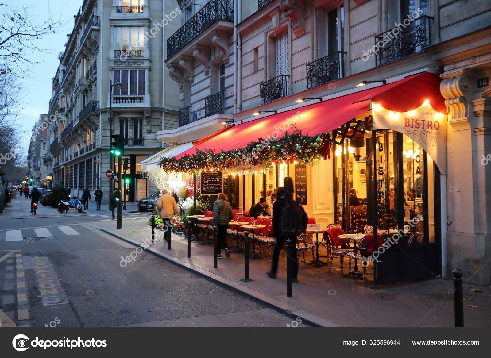 L'Avenue restaurant, Avenue Montaigne, Paris, France Stock Photo