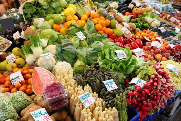 Polonya 'da gıda pazarı — Stok fotoğraf