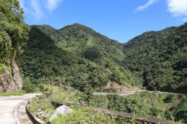 Philippines mountain road — Stock Photo, Image