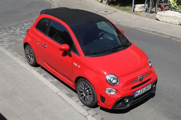 Fiat vermelho 500 — Fotografia de Stock