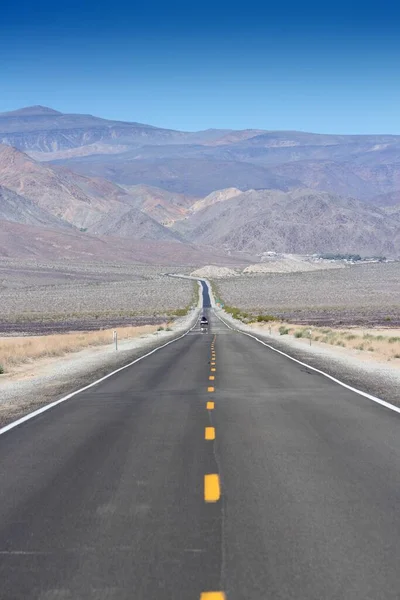 死亡谷公路 加州莫哈韦沙漠的一条空旷的路线 美国风景大道 — 图库照片