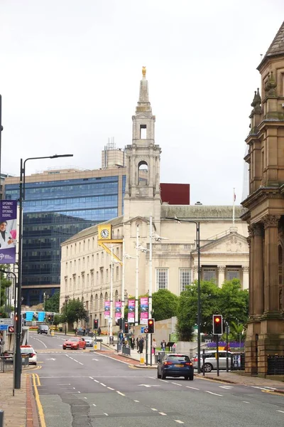 Leeds Juli 2016 Menschen Fahren Der Innenstadt Leeds Vereinigtes Königreich — Stockfoto