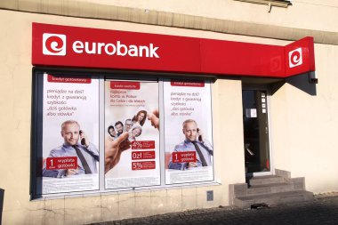 CZELADZ, POLAND - 9 Mart 2015: Czeladz, Polonya 'da Eurobank şubesi. Eurobank Societe Generale 'in bir parçasıdır. SG, Avrupa 'nın en büyük altıncı banka grubudur (1,705.9 milyar ABD Doları, 2013).