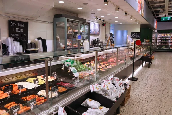 Jonkoping Suécia Agosto 2018 Supermarket Delicatessen Section Sweden Despesas Mensais — Fotografia de Stock