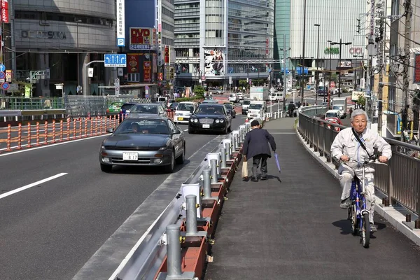 Tokyo Japan Május 2012 Emberek Meglátogatják Shinjuku Kerület Tokió Shinjuku — Stock Fotó