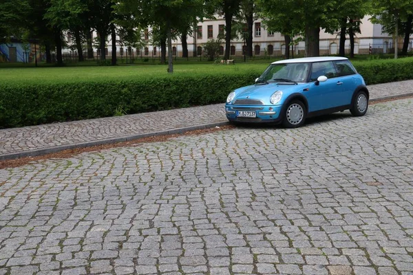Dresden Germania Maggio 2018 Piccola City Car Blue Mini Cooper — Foto Stock