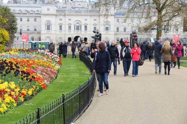 Londres Reino Unido Abril 2016 Gente Visita James Park Londres —  Fotos de Stock