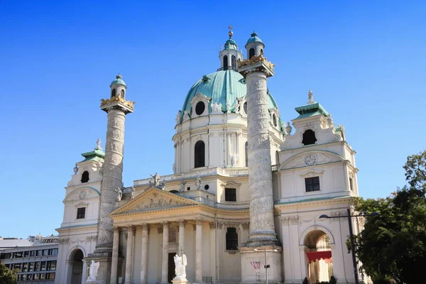 Karlskirche Szent Károly Templom Bécs Nevezetes Építészete — Stock Fotó