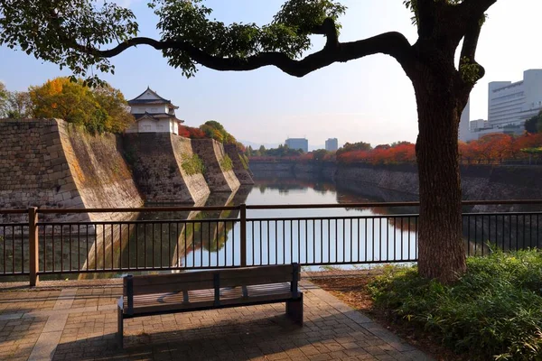 Japanisches Wahrzeichen Burggraben Und Schlosspark Von Osaka Japan — Stockfoto