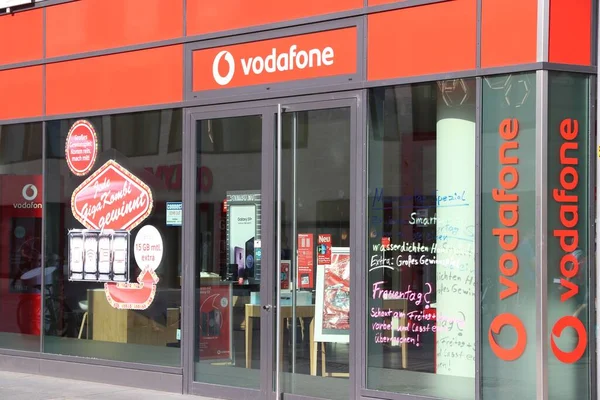 Dresden Germany May 2018 Vodafone Mobile Phone Shop Dresden Germany — Stock Photo, Image