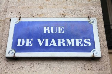 Paris, Fransa - Rue De Viarmes eski sokak tabelası.