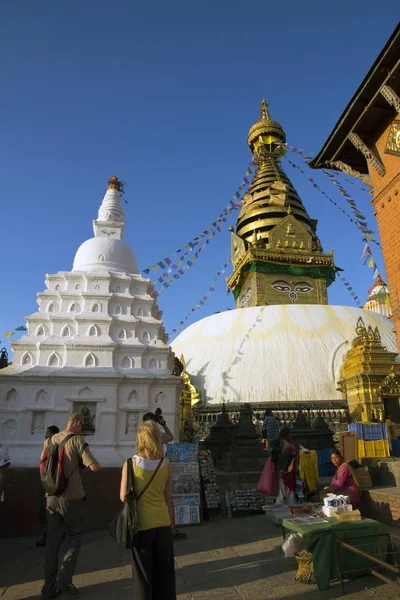 Stupa do templo budista no Nepal — Fotografia de Stock