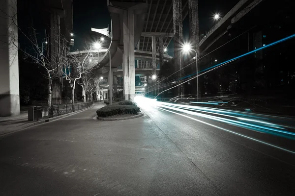 도시도로 밤의 브리 짓 밤 — 스톡 사진