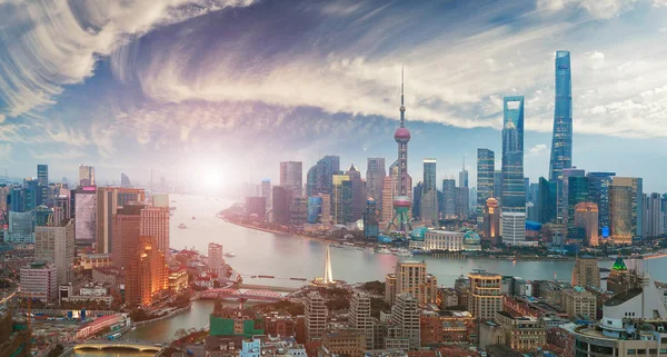 Fotografia lotnicza w Shanghai bund Skyline sunrise — Zdjęcie stockowe