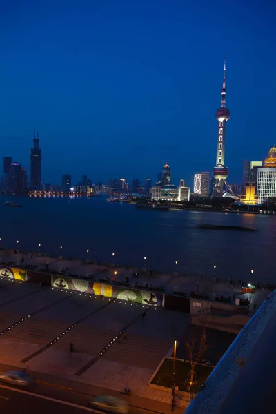 Shanghai bund manzarası, gece çekimi, hava fotoğrafçılığı — Stok fotoğraf