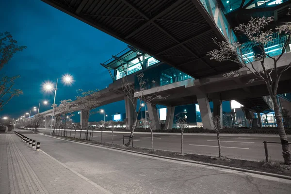 City road felszíni padló a Viadukt híd — Stock Fotó