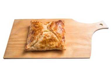 Gürcü Penovani khachapuri peynirli puf böreği beyaz bir arka plan üzerinde