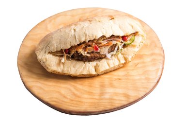 Gürcü lokanta. Sandviç. İzole et pişmiş ekmek ile