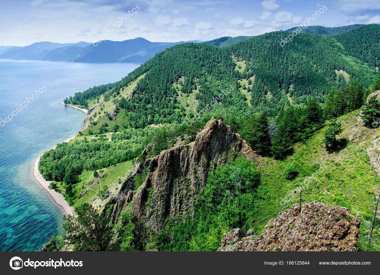Beautiful Lake Russia - Nature HD Wallpaper