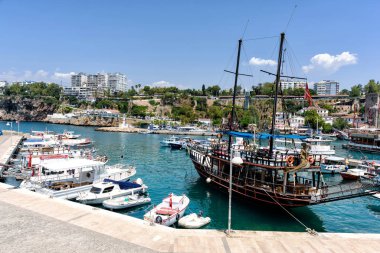 Antalya, Türkiye - 26 Temmuz 2019, Akdeniz kıyısında güzel bir yaz günü