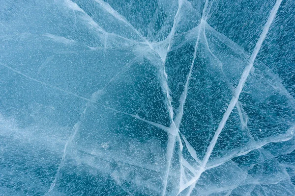 Hermoso hielo del lago Baikal con grietas abstractas — Foto de Stock