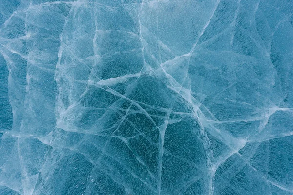 Hermoso hielo del lago Baikal con grietas abstractas — Foto de Stock