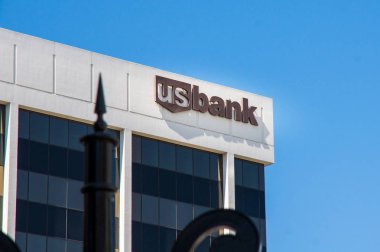 Bize ofis binası Beverly Hills'de banka