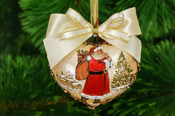 Decorazione in forma di ciondoli a forma di cuore per Natale — Foto Stock