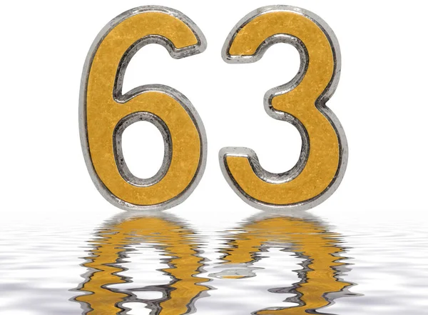 Numeral 63, sesenta y tres, reflejado en la superficie del agua, aislado — Foto de Stock