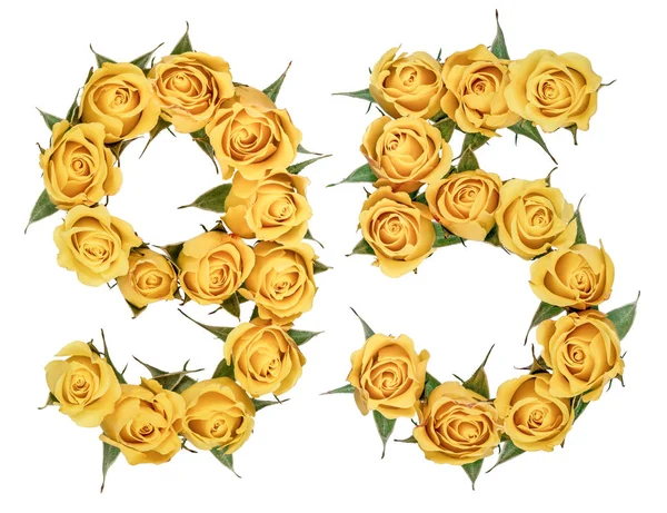 Cyfry arabskie 95, dziewięćdziesiąt pięć, z żółtych kwiatów róży, ISO — Zdjęcie stockowe