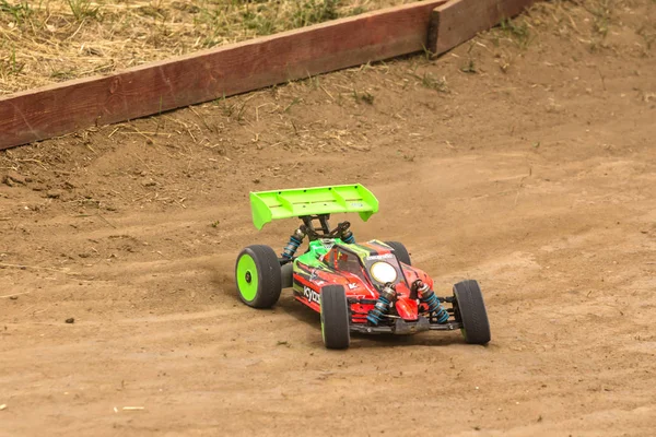 2016 / 06 / 18 melitopol. Ukrainisch. Wettkämpfe zwischen Buggy-Modellen — Stockfoto