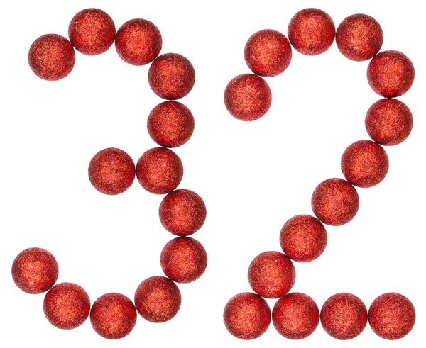 Numeral 32, trinta e dois, de bolas decorativas, isoladas sobre branco — Fotografia de Stock