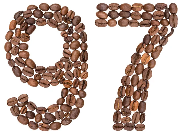 Арабская цифра 97, девяносто семь, из кофейных зерен, изолированные на — стоковое фото