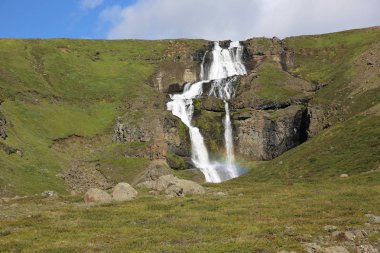 İzlanda 'da Şelale